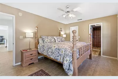 11932 99th Avenue, Seminole, FL 33772 - Photo 15