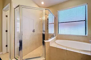 8501 White Poplar Dr, Riverview, FL 33578 - Photo 11