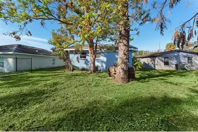 2418 N Links Avenue, Sarasota, FL 34234 - Photo 23