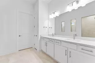 14811 Sunset Crst Ln, Parrish, FL 34219 - Photo 9