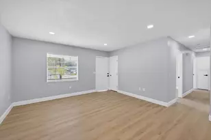 10602 Rivercrest Dr, Riverview, FL 33578 - Photo 7
