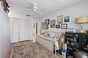 2231 Lark Cir E, Palm Harbor, FL 34684 - Photo 25