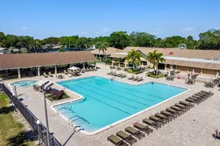 2231 Lark Cir E, Palm Harbor, FL 34684 - Photo 51