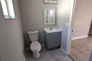 5828 3rd St E, Bradenton, FL 34203 - Photo 21