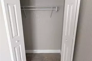 5828 3rd St E, Bradenton, FL 34203 - Photo 13