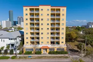 316 8th St S, Saint Petersburg, FL 33701 - Photo 3