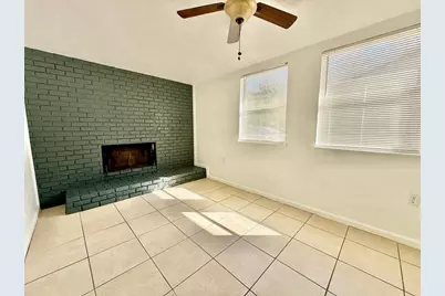 1607 E Maple Avenue, Tampa, FL 33604 - Photo 9