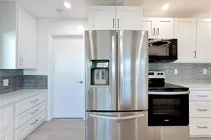 4186 100th Ave N, Pinellas Park, FL 33782 - Photo 9