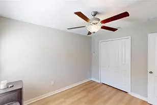 10313 Scarlet Skimmer Dr, Riverview, FL 33578 - Photo 9