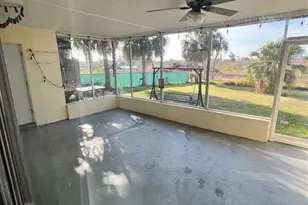 3906 Headsail Dr, New Port Richey, FL 34652 - Photo 21