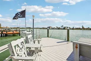565 Crystal Dr, Madeira Beach, FL 33708 - Photo 31