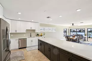 565 Crystal Dr, Madeira Beach, FL 33708 - Photo 13
