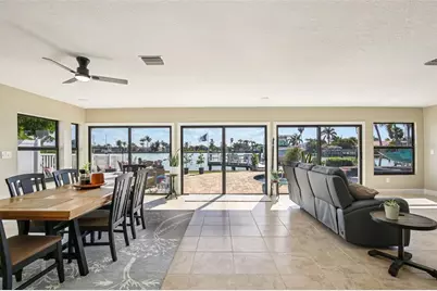 565 Crystal Drive, Madeira Beach, FL 33708 - Photo 5