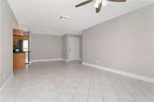 228 Berry Tree Pl, Brandon, FL 33510 - Photo 5