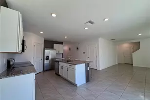 3416 Shady Sunrise Loop, Plant City, FL 33565 - Photo 5