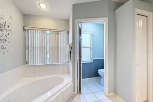 1031 Maravista Dr, Trinity, FL 34655 - Photo 15