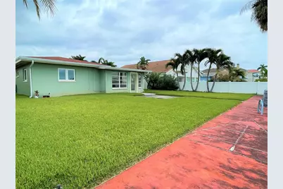 17045 Dolphin Drive, North Redington Beach, FL 33708 - Photo 41