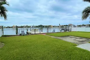 17045 Dolphin Dr, North Redington Beach, FL 33708 - Photo 21