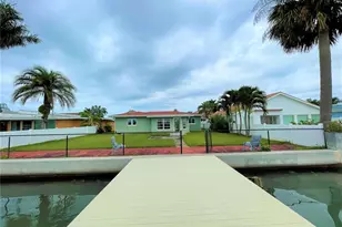 17045 Dolphin Dr, North Redington Beach, FL 33708 - Photo 31