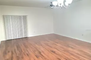 2044 Hawks View Dr, Ruskin, FL 33570 - Photo 3