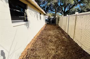 502 Calhoun Ave, Seffner, FL 33584 - Photo 9