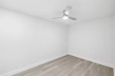 8309 Dasa Pl, Tampa, FL 33615 - Photo 15