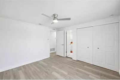 8309 Dasa Pl, Tampa, FL 33615 - Photo 11