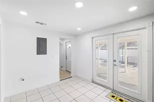 8309 Dasa Pl, Tampa, FL 33615 - Photo 21