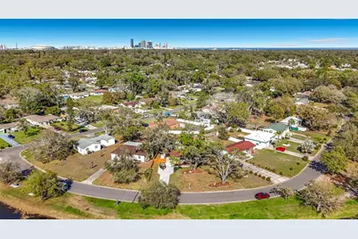 2335 Murilla Way S, Saint Petersburg, FL 33712 - Photo 71