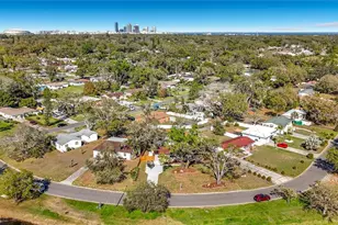 2335 Murilla Way S, Saint Petersburg, FL 33712 - Photo 71