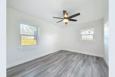 2335 Murilla Way S, Saint Petersburg, FL 33712 - Photo 35