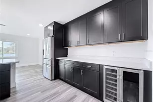 2335 Murilla Way S, Saint Petersburg, FL 33712 - Photo 19