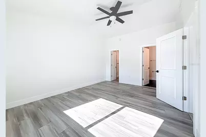 2335 Murilla Way S, Saint Petersburg, FL 33712 - Photo 37