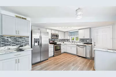 1990 Carolina Avenue, Tarpon Springs, FL 34689 - Photo 9