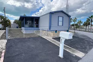 6580 Seminole Blvd, Seminole, FL 33772 - Photo 1