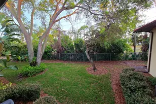 2009 Hammock Pine Blvd, Clearwater, FL 33761 - Photo 33