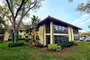 2009 Hammock Pine Blvd, Clearwater, FL 33761 - Photo 1