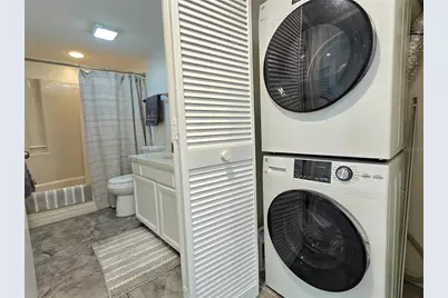 2009 Hammock Pine Boulevard #2009, Clearwater, FL 33761 - Photo 17