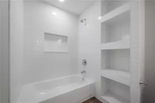 6901 S Fitzgerald St, Tampa, FL 33616 - Photo 23