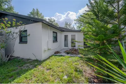 6901 S Fitzgerald Street, Tampa, FL 33616 - Photo 9