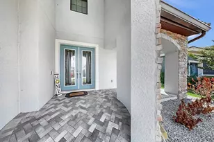 14261 Swiss Bridge Dr, Riverview, FL 33579 - Photo 7