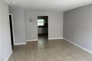 852 Oxford Ct, Dunedin, FL 34698 - Photo 3