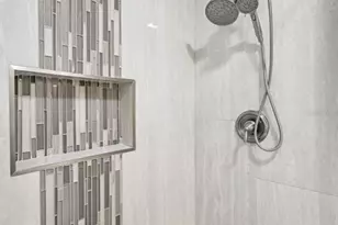 852 Oxford Ct, Dunedin, FL 34698 - Photo 17