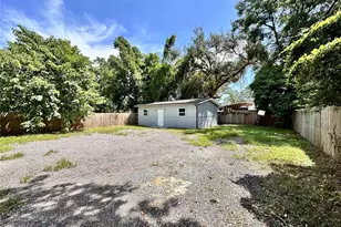 8517 N Highland Ave, Tampa, FL 33604 - Photo 17