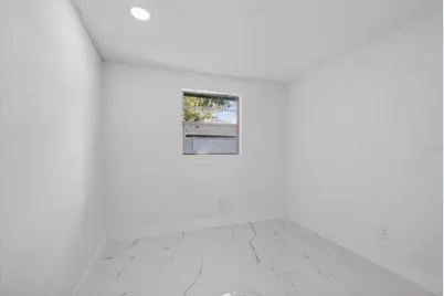 8915 Saboda Court, Tampa, FL 33634 - Photo 17