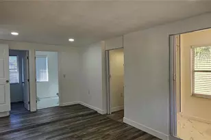 1325 Mary L Rd, Clearwater, FL 33755 - Photo 5