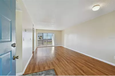 6330 Newtown Circle #30B4, Tampa, FL 33615 - Photo 5