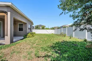8202 Willow Beach Dr, Riverview, FL 33578 - Photo 7