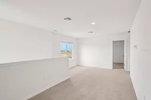 13613 Shellmore Ave, Palmetto, FL 34221 - Photo 9