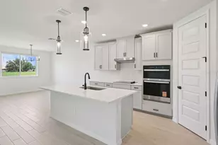 11437 Starling Song Pl, Parrish, FL 34219 - Photo 3